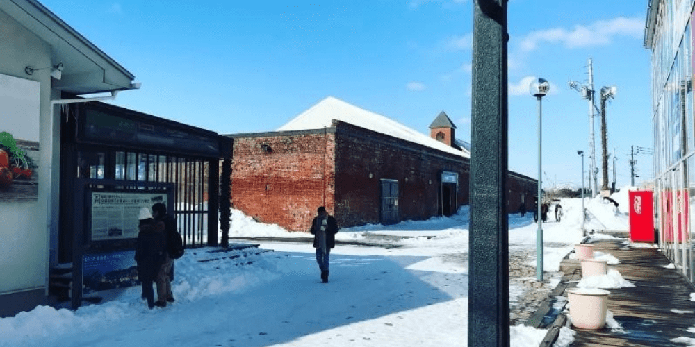 赤レンガ倉庫の雪景色